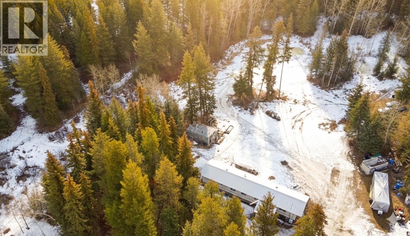 542 Kemp Road, Williams Lake, British Columbia  V2G 5B4 - Photo 2 - R3085342