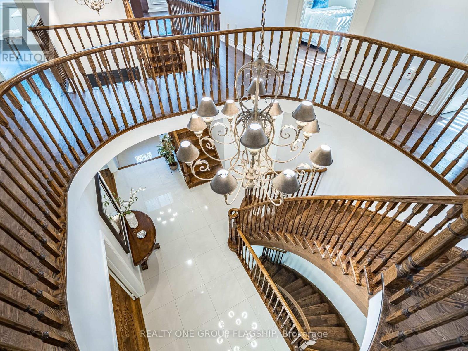 5290 Hilton Court, Mississauga, Ontario  L5M 5B5 - Photo 23 - W12779020