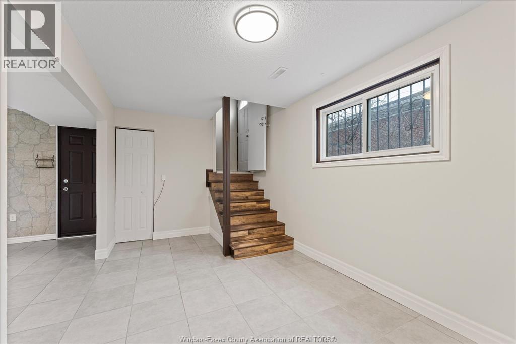 3774 Myrtle, Windsor, Ontario N9C 2C8 - Photo 19 - 26004513
