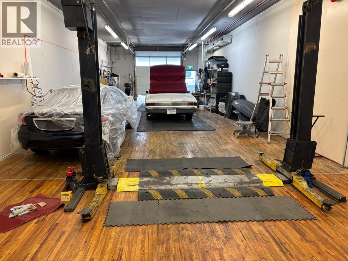 207 250 E Esplanade, North Vancouver, British Columbia  V7L 1A3 - Photo 10 - C8076553