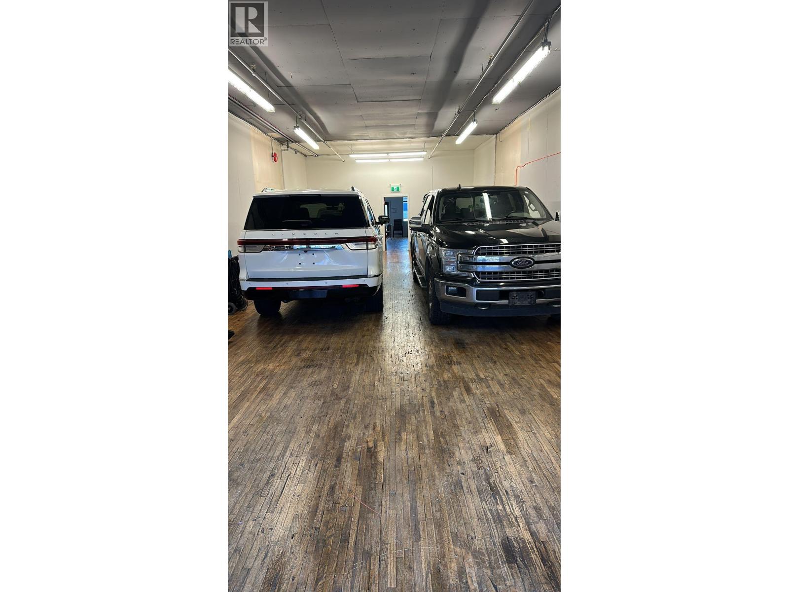 207 250 E Esplanade, North Vancouver, British Columbia  V7L 1A3 - Photo 6 - C8076553