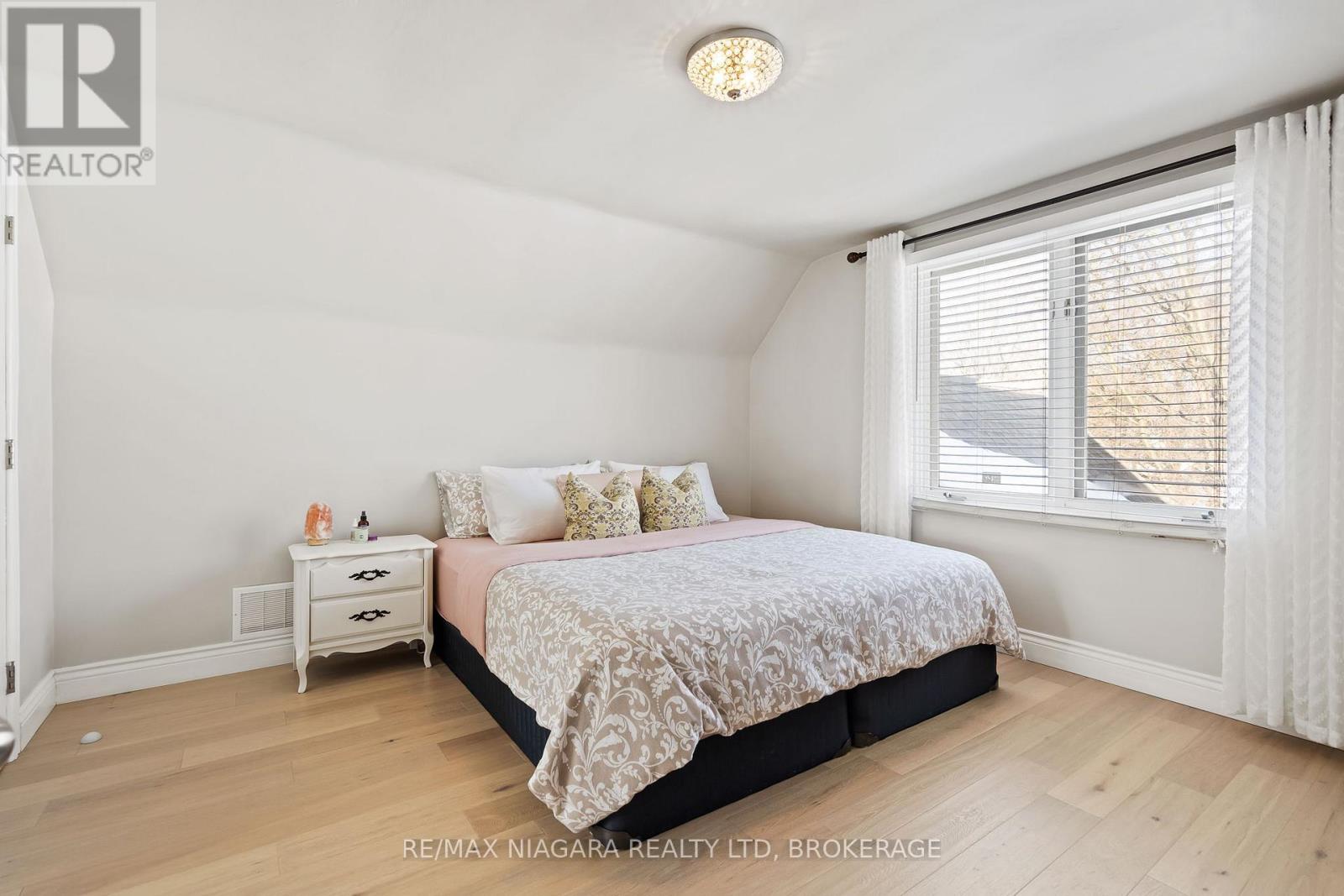 148 Lakeshore Road, St. Catharines, Ontario  L2N 2V1 - Photo 23 - X12845390