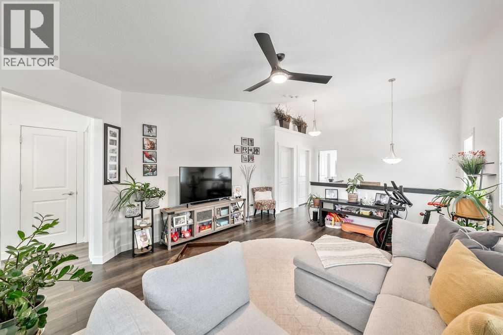 87 Mount Rae Heights, Okotoks, Alberta  T1S 1R1 - Photo 21 - A2290100