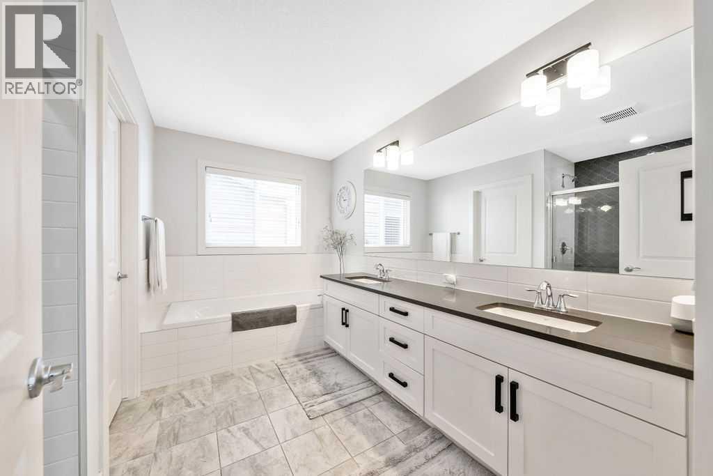 87 Mount Rae Heights, Okotoks, Alberta  T1S 1R1 - Photo 24 - A2290100