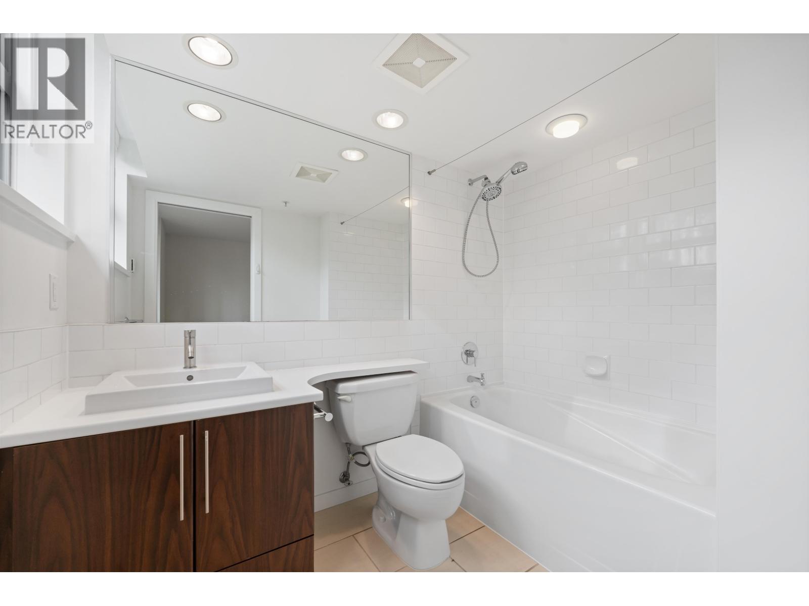 1237 Richards Street, Vancouver, British Columbia  V6B 3G3 - Photo 10 - R3096046