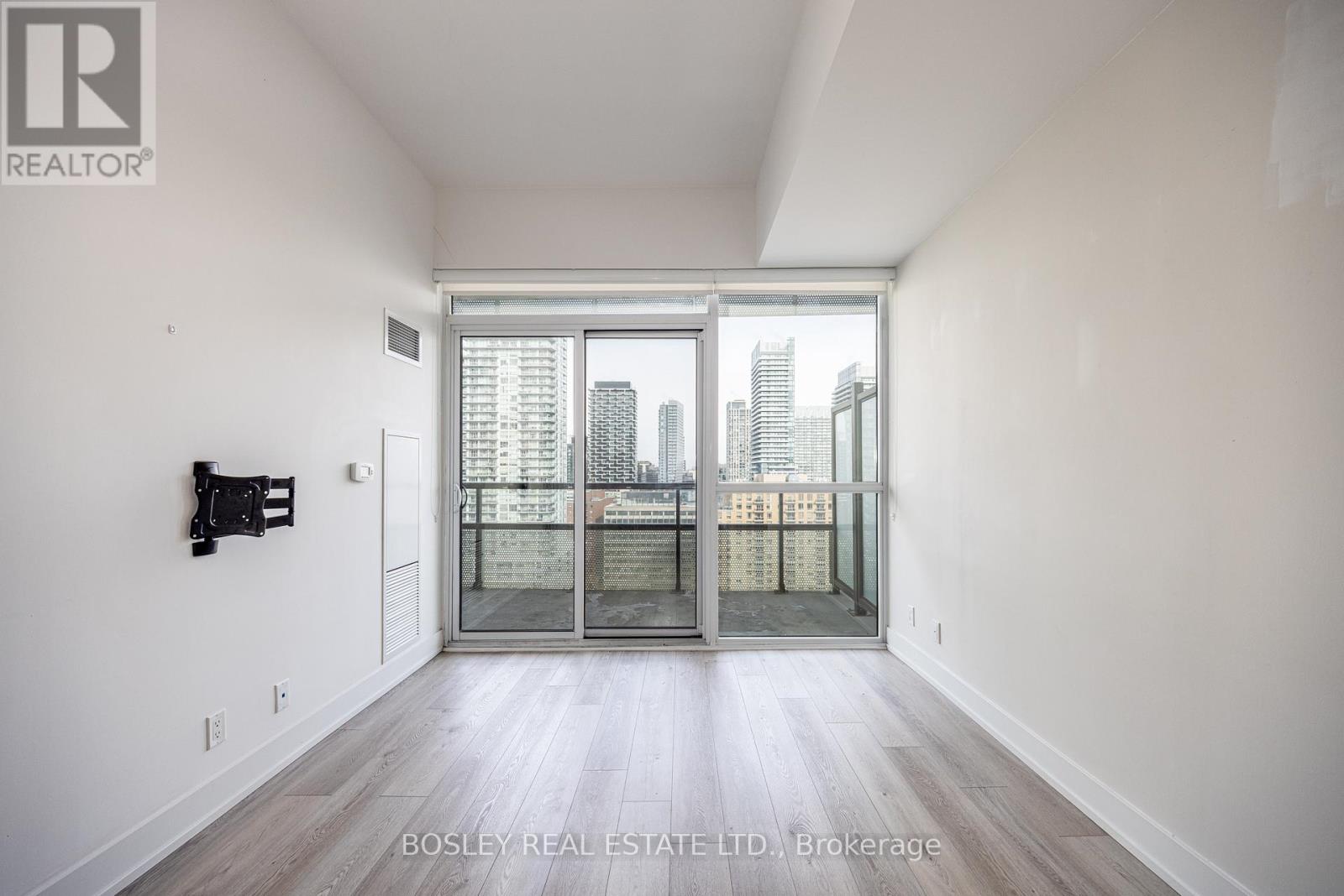 1705 - 11 Lillian Street, Toronto, Ontario  M4S 0C3 - Photo 14 - C12764230