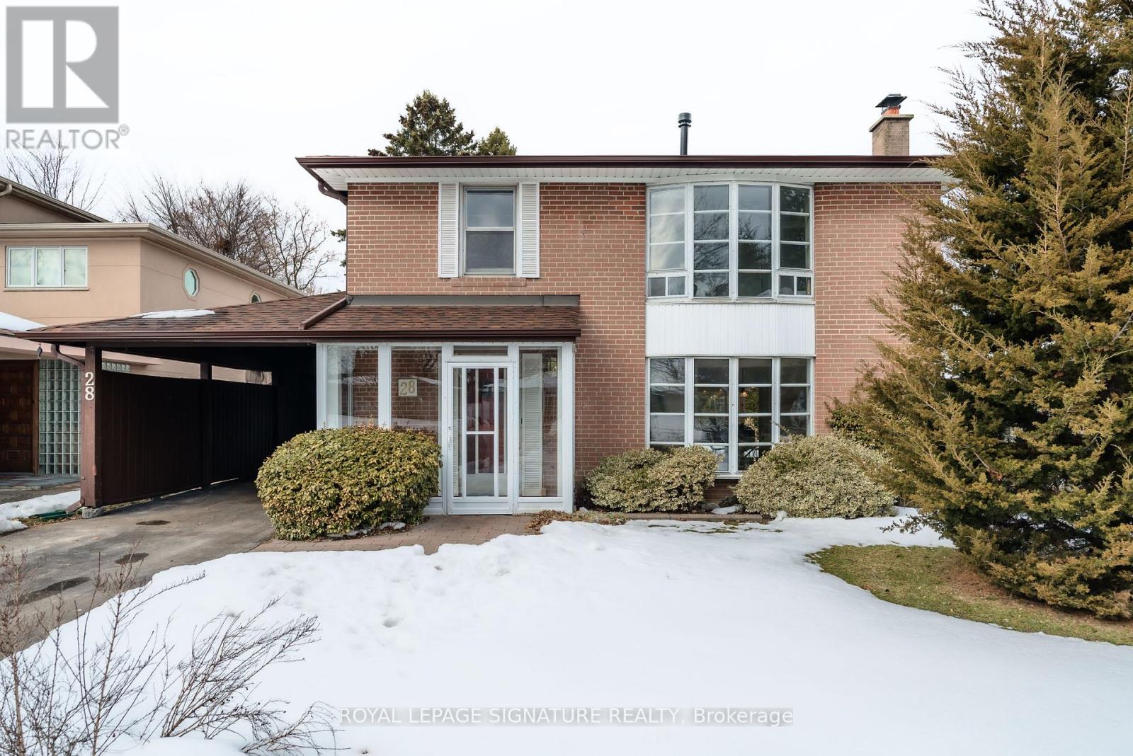 28 GROVE PARK CRESCENT, Toronto, Ontario