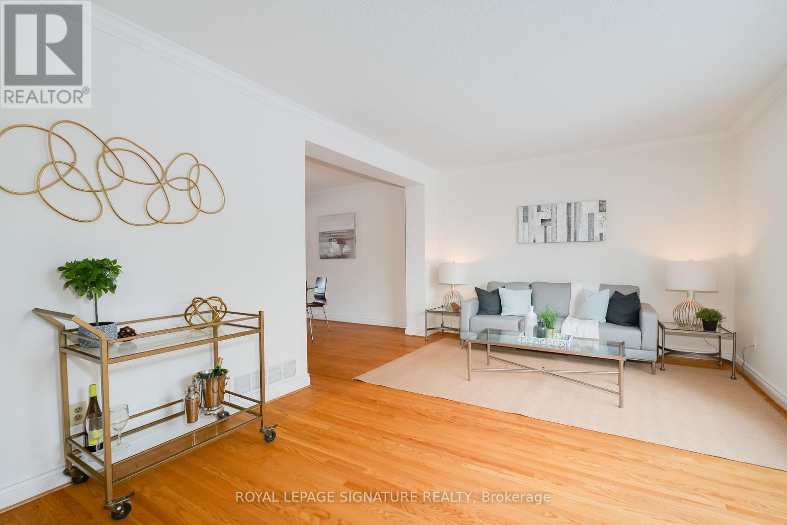 28 Grove Park Crescent, Toronto, Ontario  M2J 2C8 - Photo 2 - C12845382