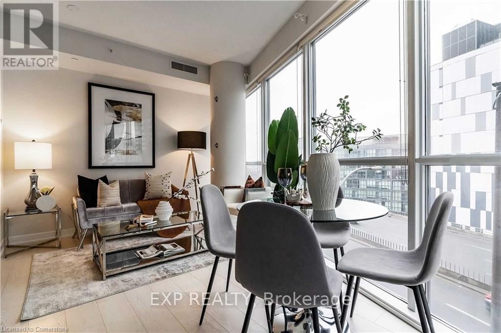 906 - 20 Bruyeres Mews, Toronto, Ontario  M5V 0G8 - Photo 15 - C12845434