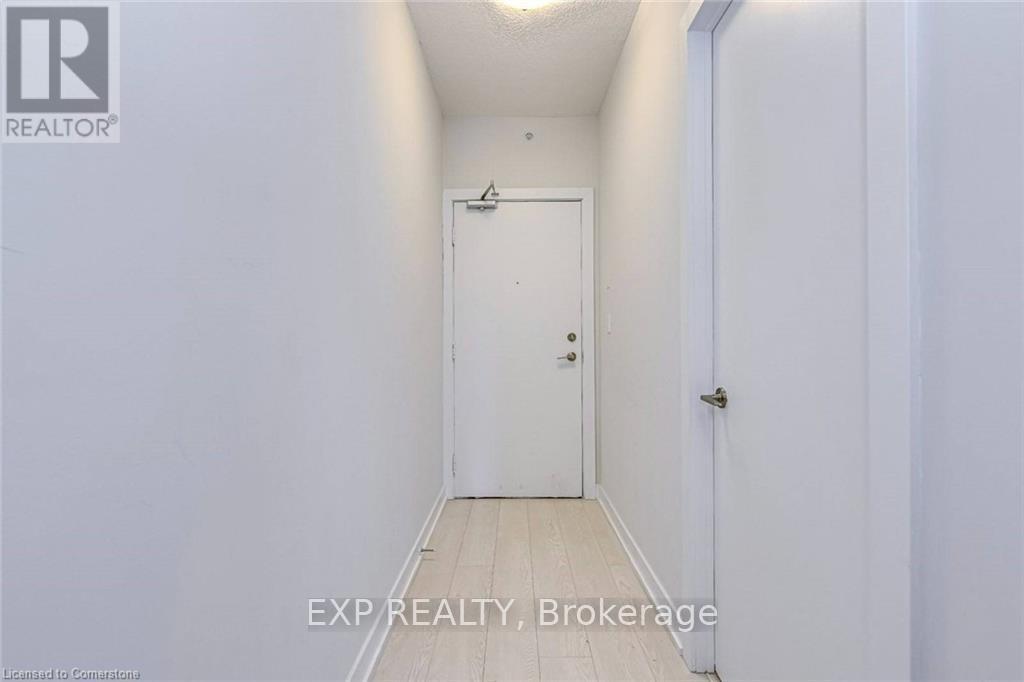 906 - 20 Bruyeres Mews, Toronto, Ontario  M5V 0G8 - Photo 7 - C12845434