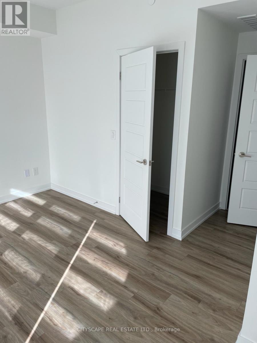 4 - 861 Sheppard Avenue W, Toronto, Ontario  M3H 0E9 - Photo 16 - C12845462