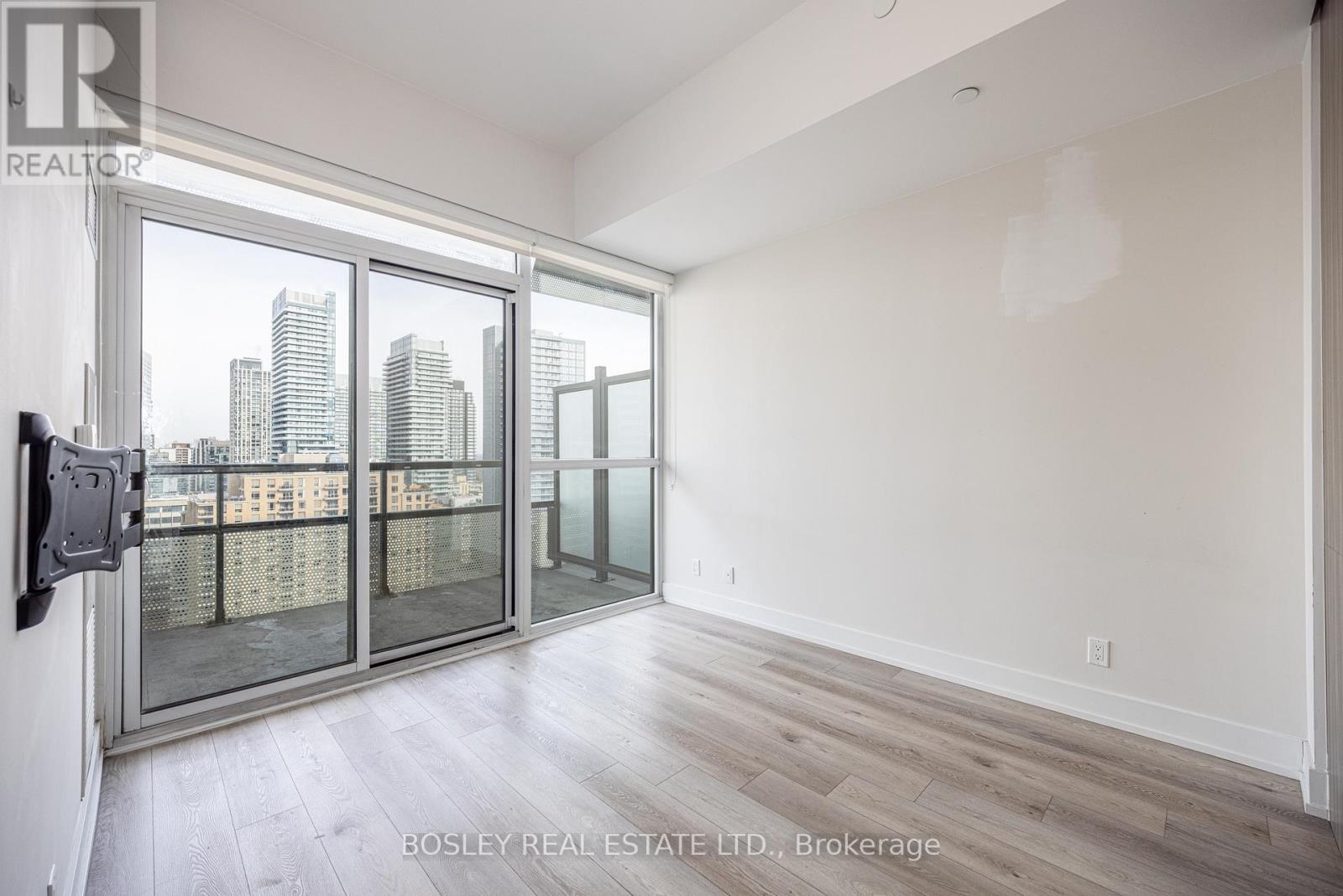 1705 - 11 Lillian Street, Toronto, Ontario  M4S 0C3 - Photo 9 - C12764230