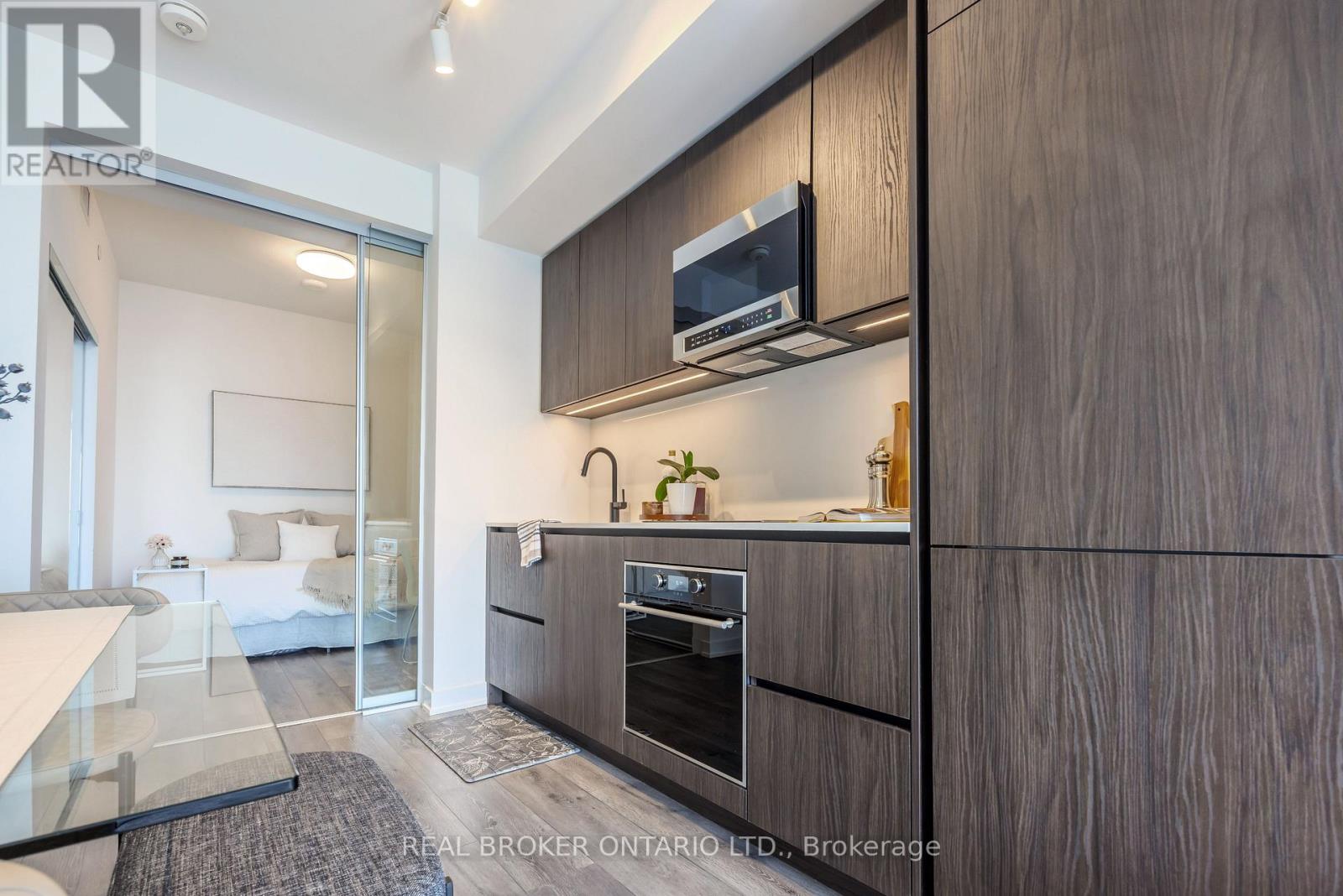 2101s - 127 Broadway Avenue, Toronto, Ontario  M4P 1V4 - Photo 7 - C12845486