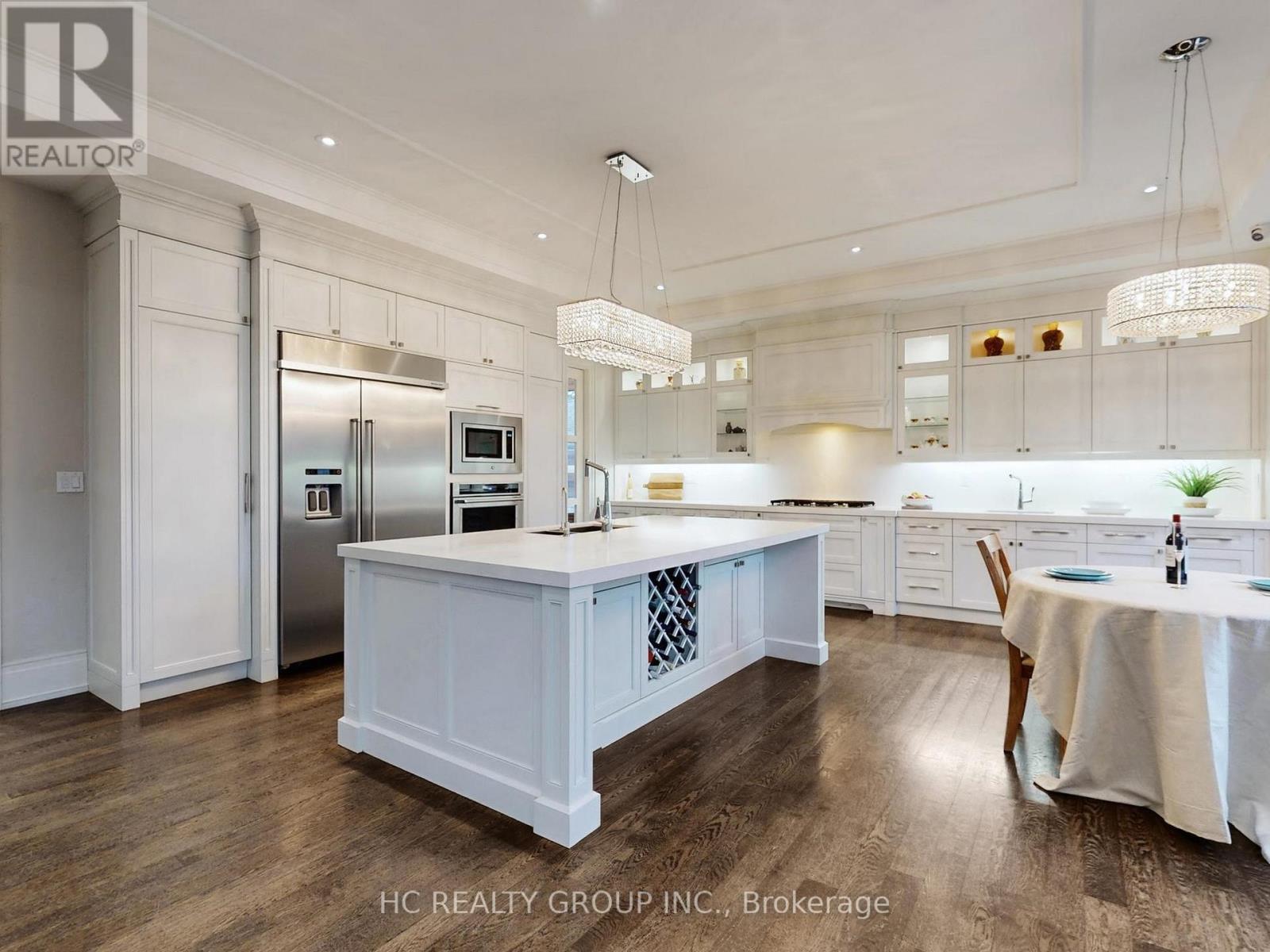 256 Park Home Avenue, Toronto, Ontario  M2R 1A3 - Photo 12 - C12845502