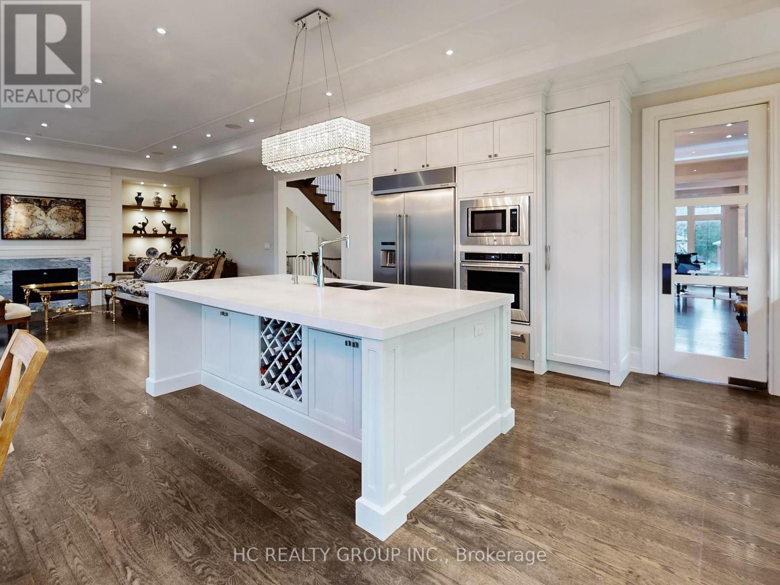 256 Park Home Avenue, Toronto, Ontario  M2R 1A3 - Photo 13 - C12845502