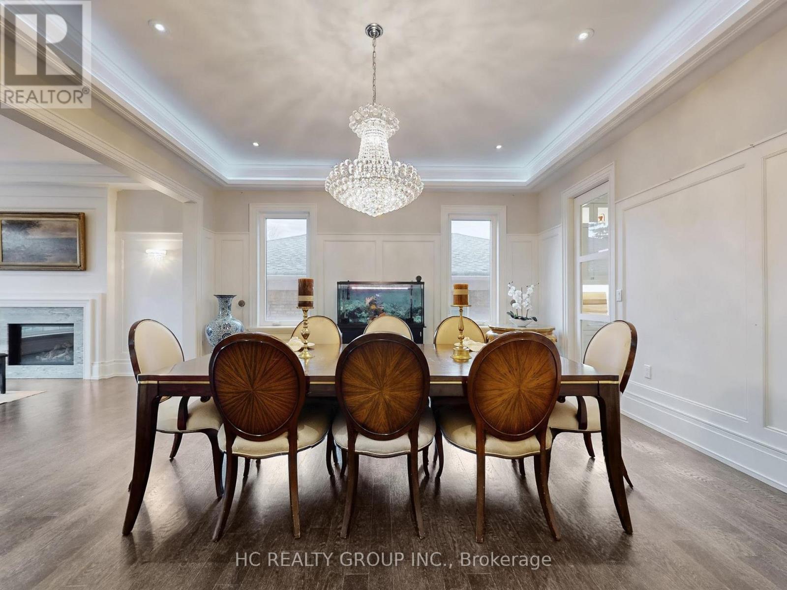 256 Park Home Avenue, Toronto, Ontario  M2R 1A3 - Photo 6 - C12845502