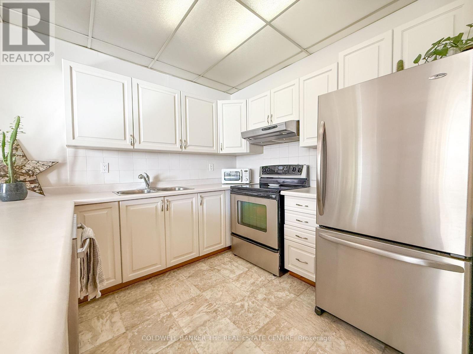 106 - 166 Olive Street, East Gwillimbury, Ontario  L9N 1M9 - Photo 11 - N12840620