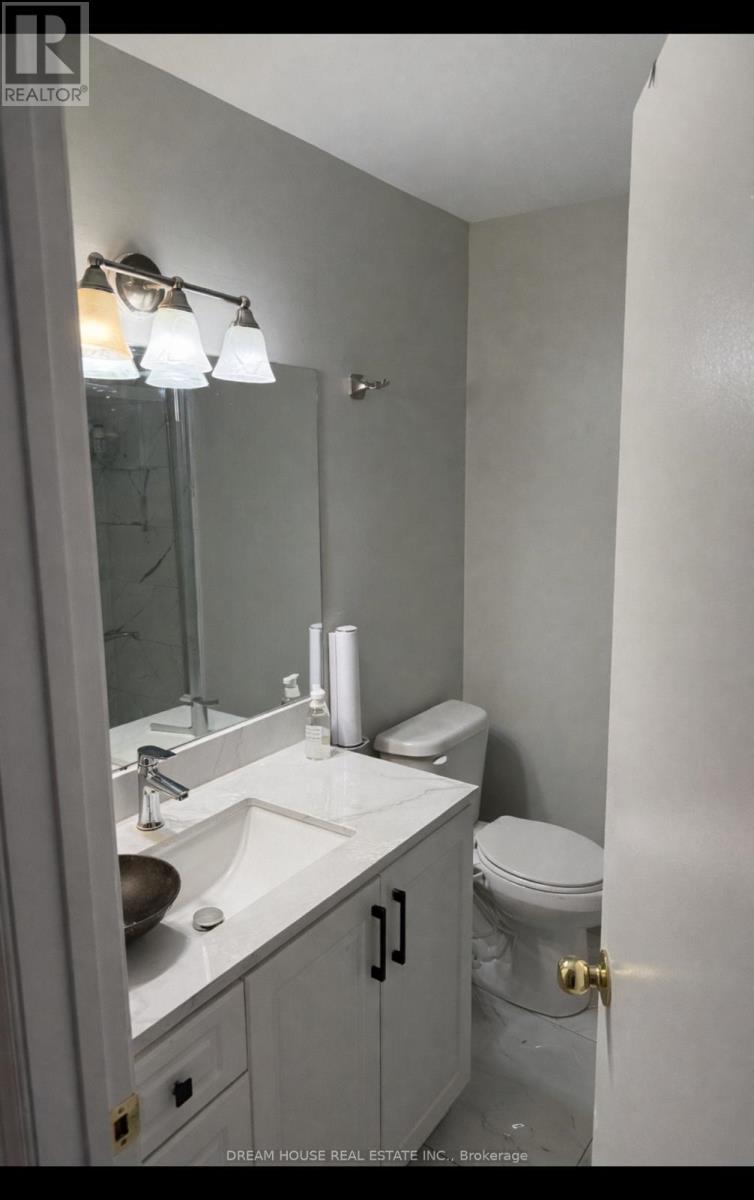 47 Rushmore Crescent, Brampton, Ontario  L6Z 1R1 - Photo 19 - W12820640