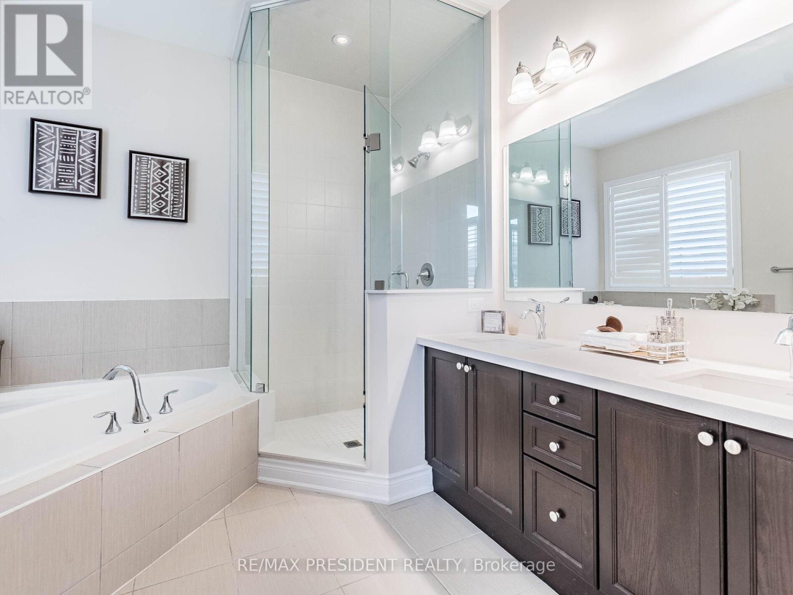 16 Monarch Drive, Halton Hills, Ontario  L7G 0M6 - Photo 26 - W12845336