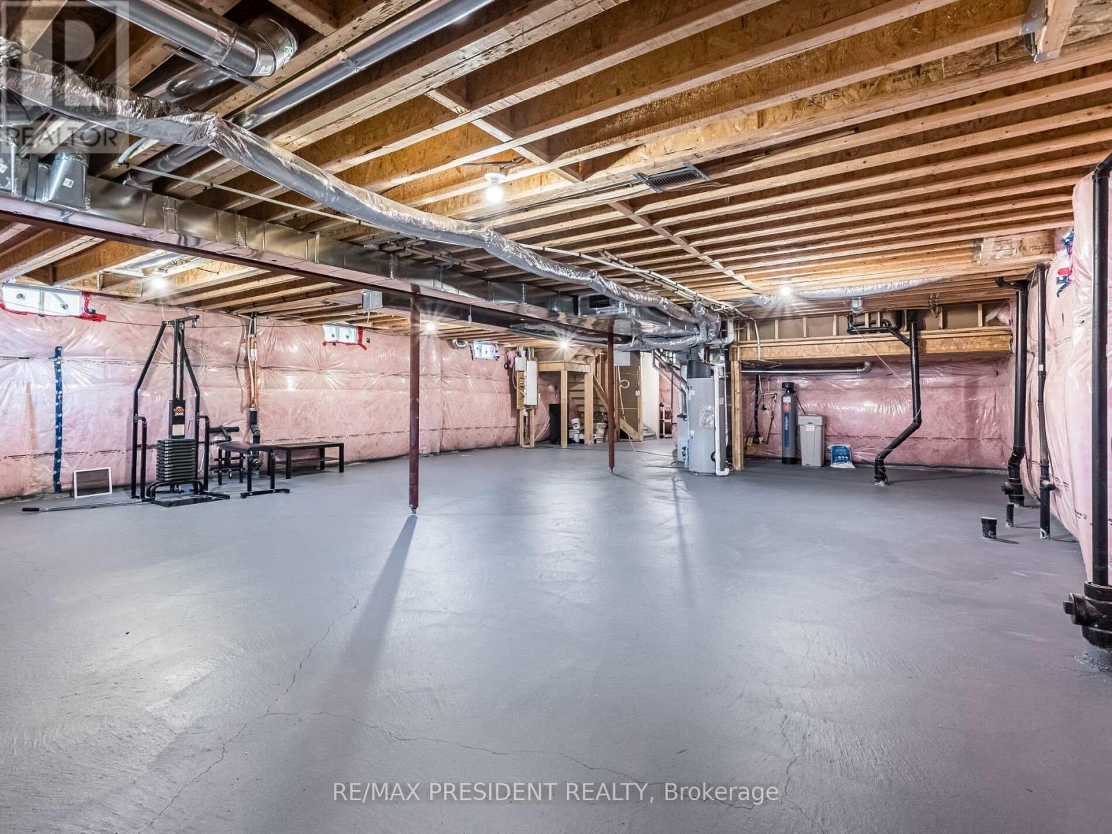 16 Monarch Drive, Halton Hills, Ontario  L7G 0M6 - Photo 40 - W12845336