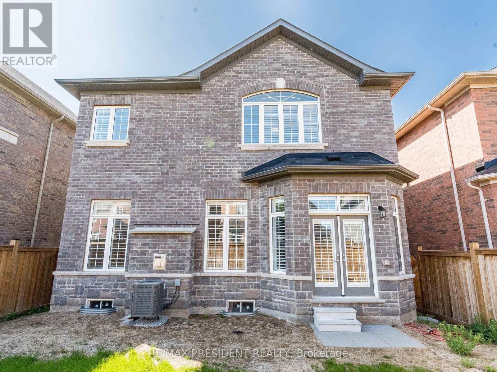 16 Monarch Drive, Halton Hills, Ontario  L7G 0M6 - Photo 41 - W12845336