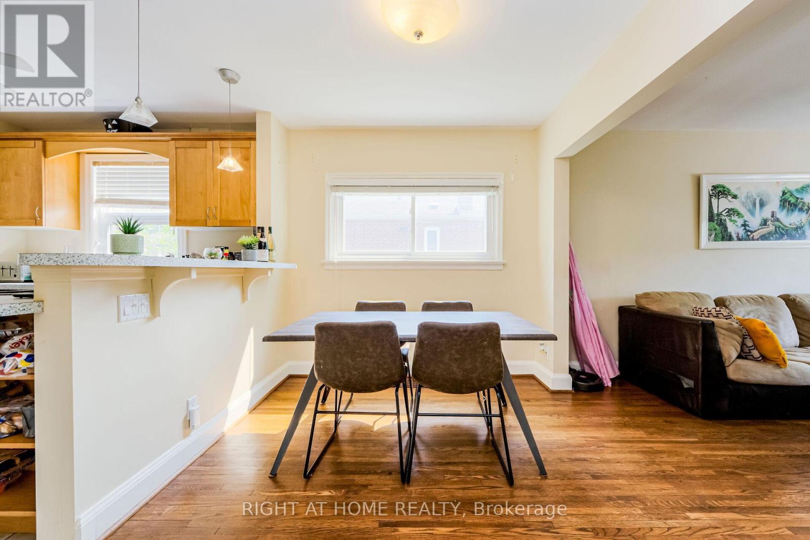 32 Florens Avenue, Toronto, Ontario  M1L 1R6 - Photo 11 - E12845428