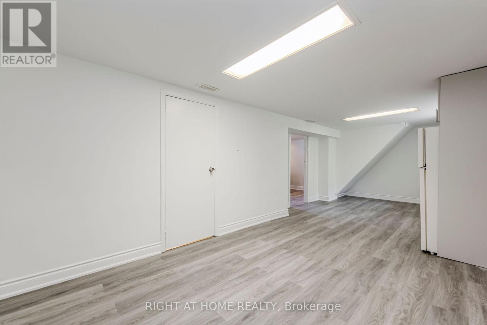 32 Florens Avenue, Toronto, Ontario  M1L 1R6 - Photo 21 - E12845428