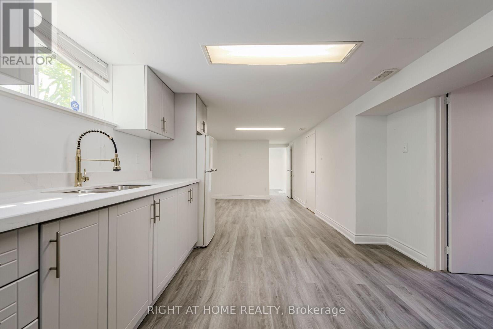 32 Florens Avenue, Toronto, Ontario  M1L 1R6 - Photo 25 - E12845428