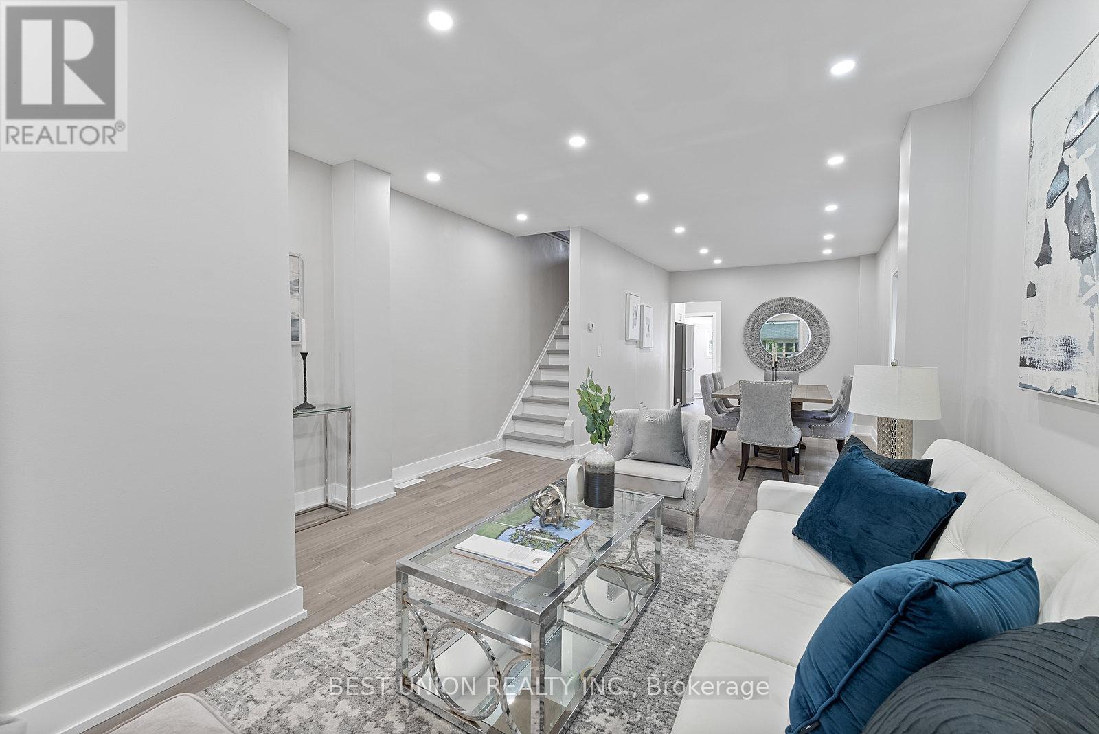 898 Greenwood Avenue, Toronto, Ontario  M4J 4B8 - Photo 9 - E12845454