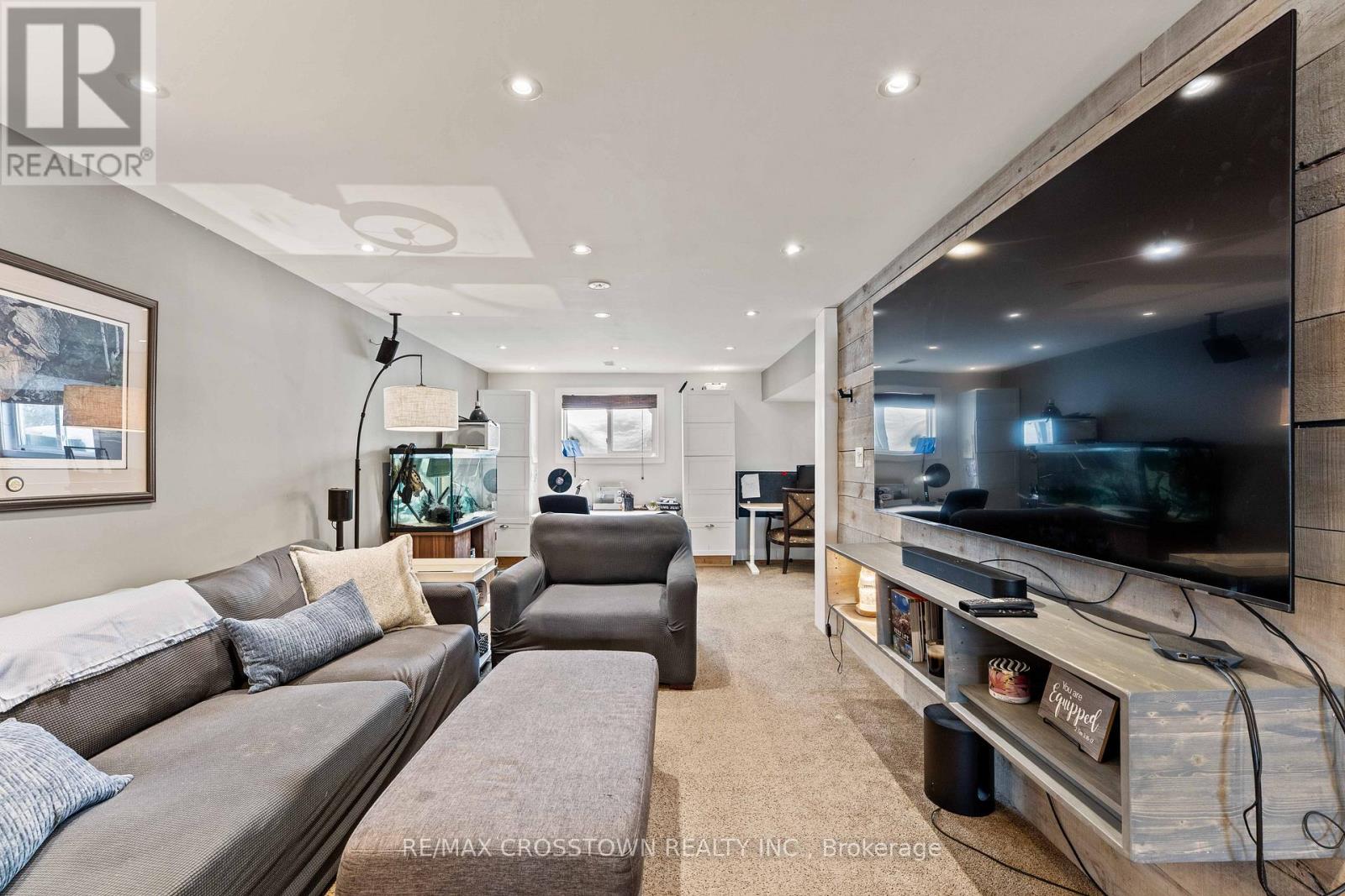 229 Thornton Avenue, Essa (Thornton), Ontario  L0L 2N0 - Photo 17 - N12845482