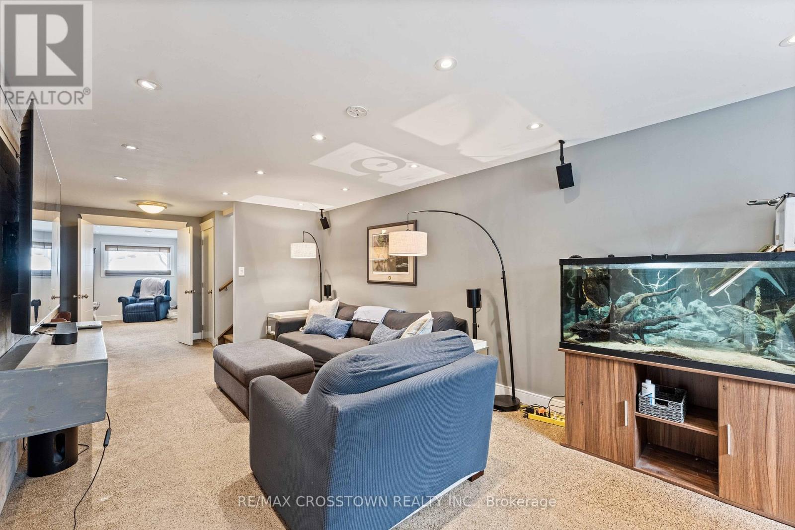 229 Thornton Avenue, Essa (Thornton), Ontario  L0L 2N0 - Photo 18 - N12845482