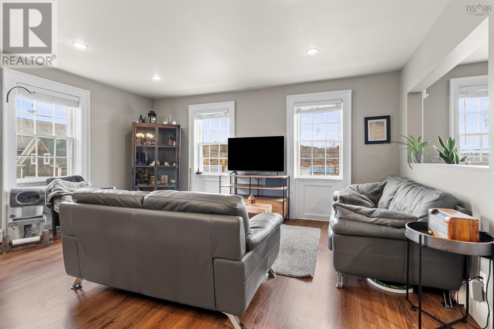 662 Main Street, Mahone Bay, Nova Scotia  B0J 2E0 - Photo 26 - 202523963