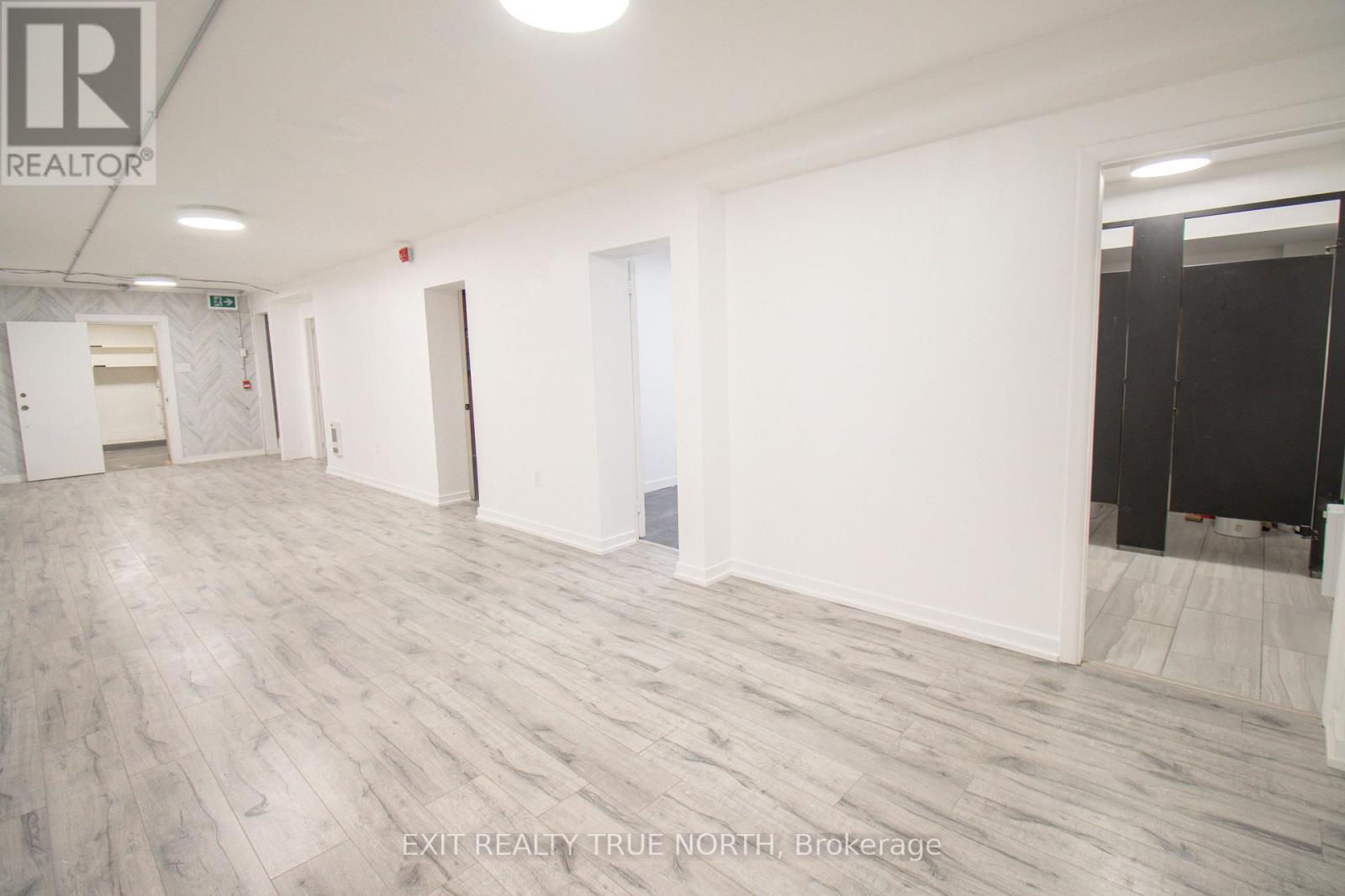 12 Dunlop Street E, Barrie (City Centre), Ontario L4M 1A3 - Photo 23 - S12845420