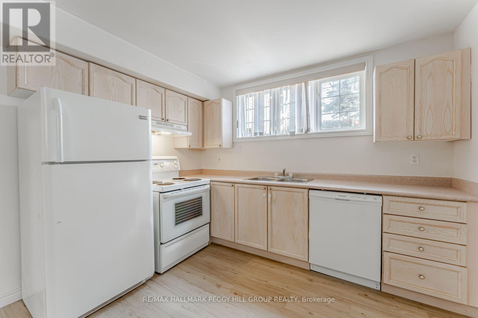 Lower - 12 Quinlan Road, Barrie, Ontario  L4M 7A9 - Photo 4 - S12845450