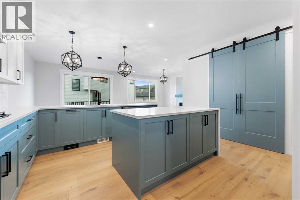 24 Sunvalley View, Cochrane, Alberta  T4C 0X8 - Photo 6 - A2274643