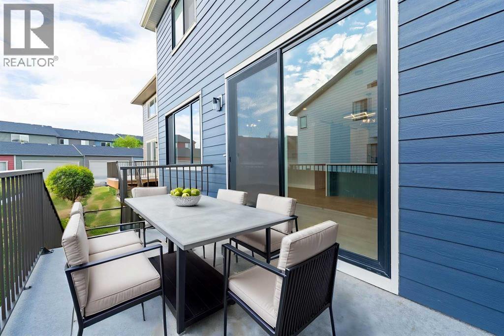 24 Sunvalley View, Cochrane, Alberta  T4C 0X8 - Photo 10 - A2274643