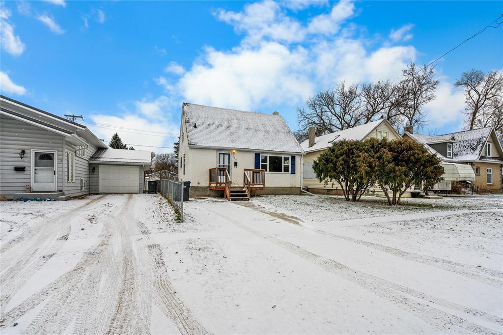 114 7th Street Sw, Portage La Prairie, Manitoba  R1N 2K5 - Photo 1 - 202603868
