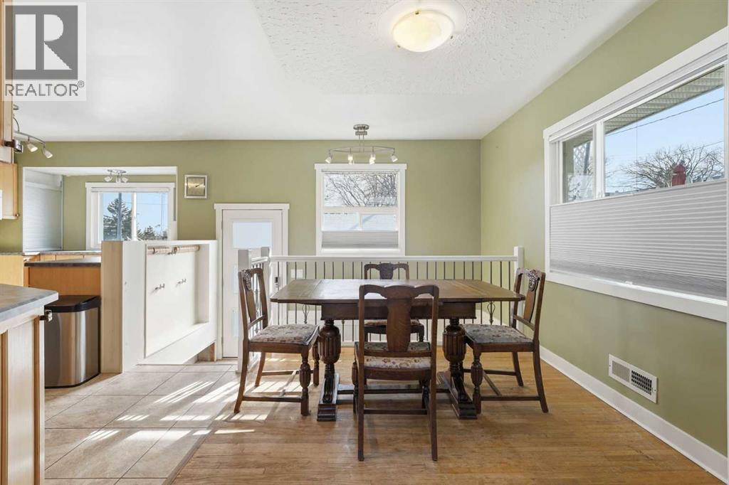 1 Thorncliffe Crescent Nw, Calgary, Alberta  T2K 3A9 - Photo 14 - A2290536