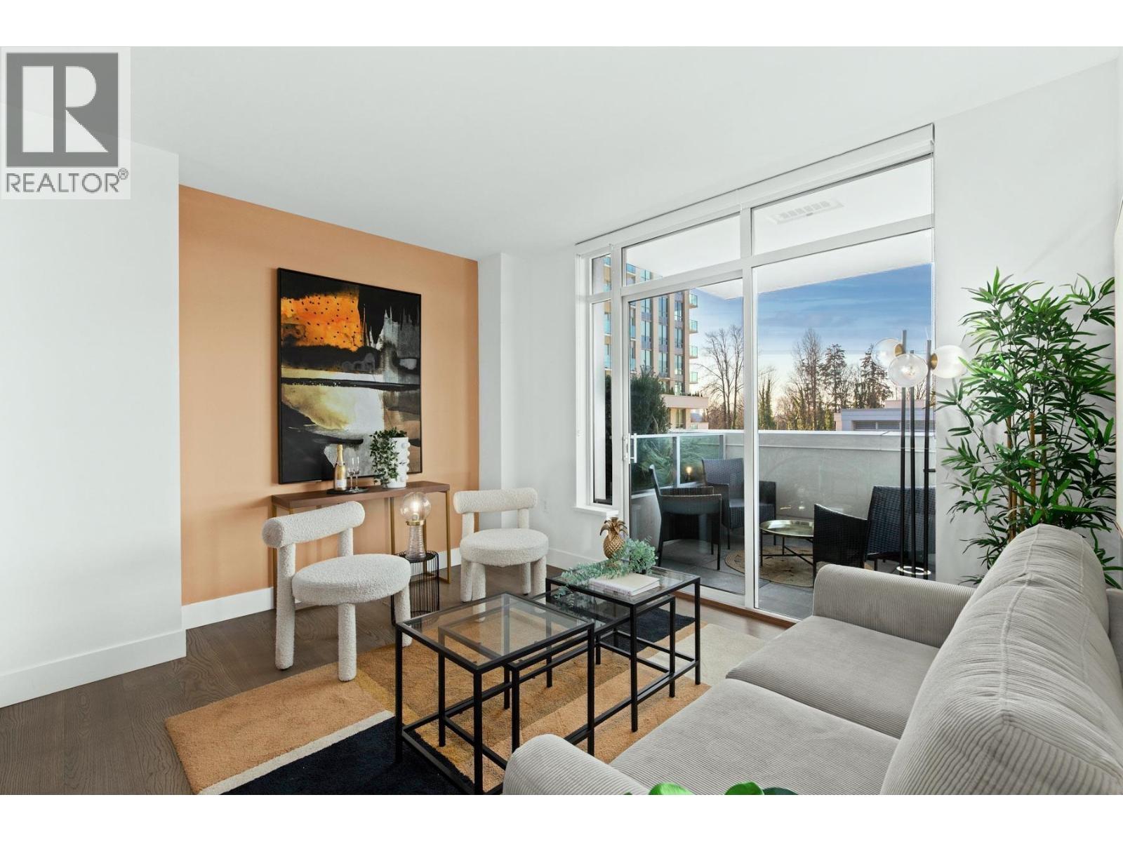 201 1675 Lions Gate Lane, North Vancouver, British Columbia  V7P 3B4 - Photo 4 - R3095979