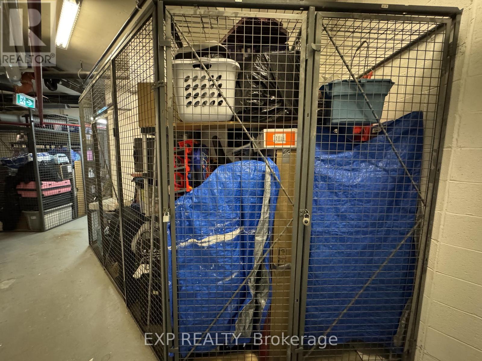 1201 - 220 Burnhamthorpe Road W, Mississauga, Ontario  L5B 4N4 - Photo 18 - W12845410