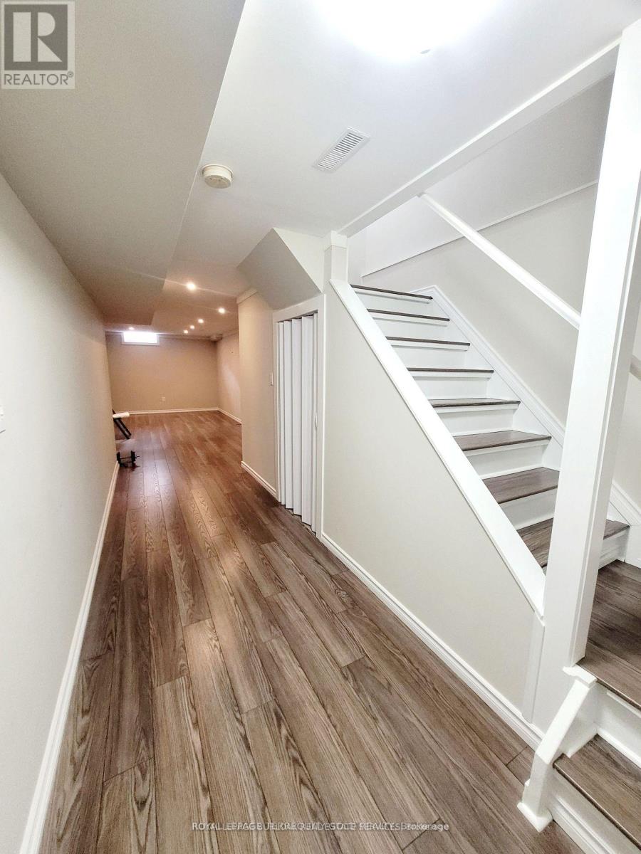 5231 Autumn Harvest Way, Burlington, Ontario  L7L 7J5 - Photo 21 - W12845412