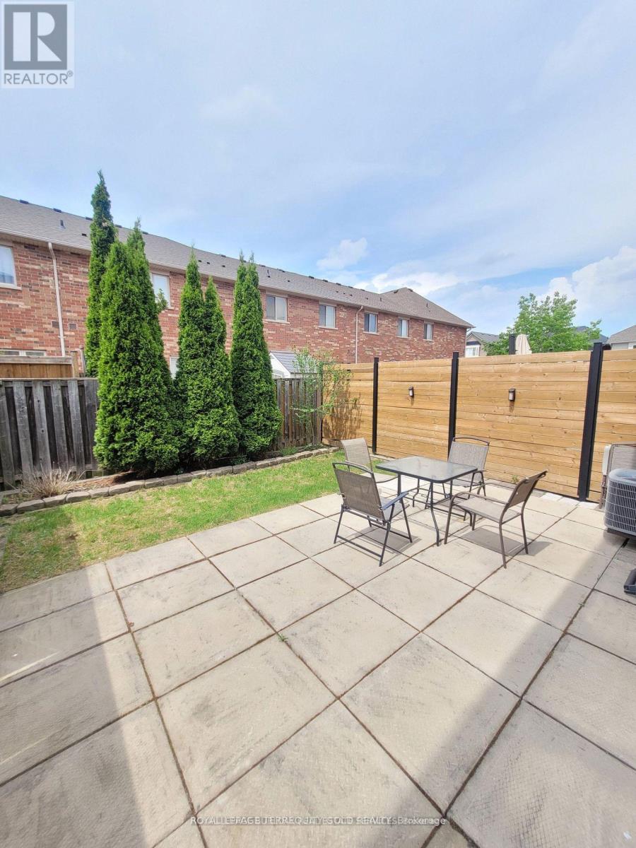 5231 Autumn Harvest Way, Burlington, Ontario  L7L 7J5 - Photo 25 - W12845412