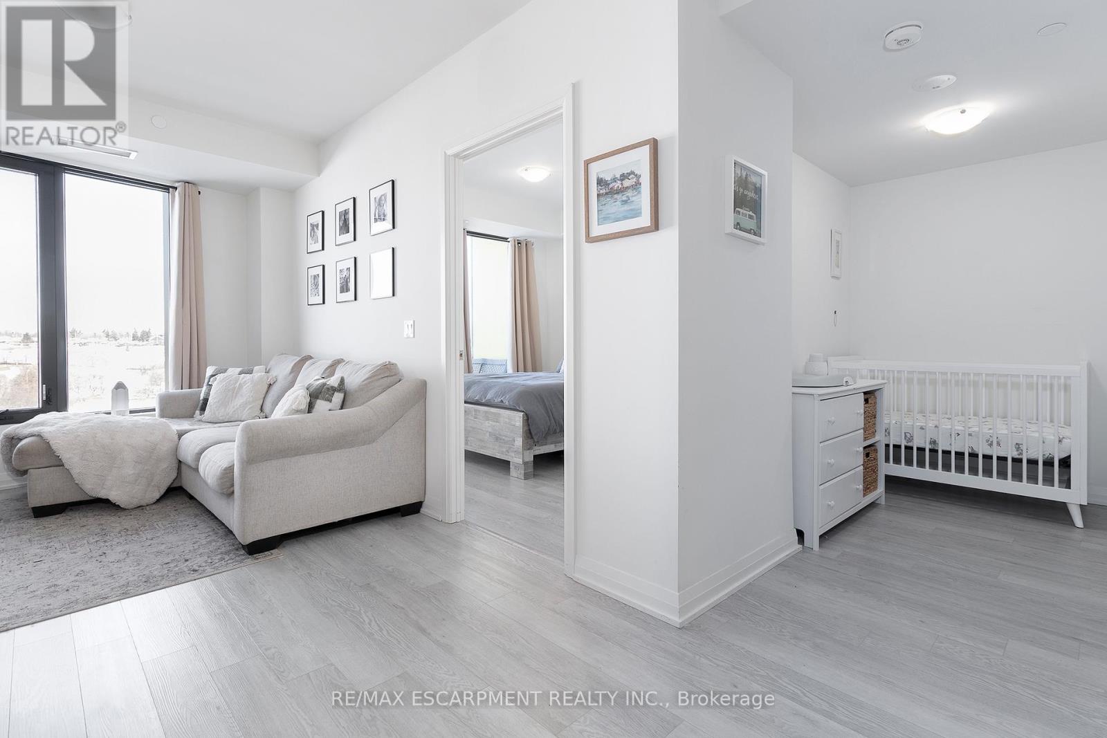 311 - 1415 Dundas Street E, Oakville, Ontario  L6H 8A3 - Photo 7 - W12845426