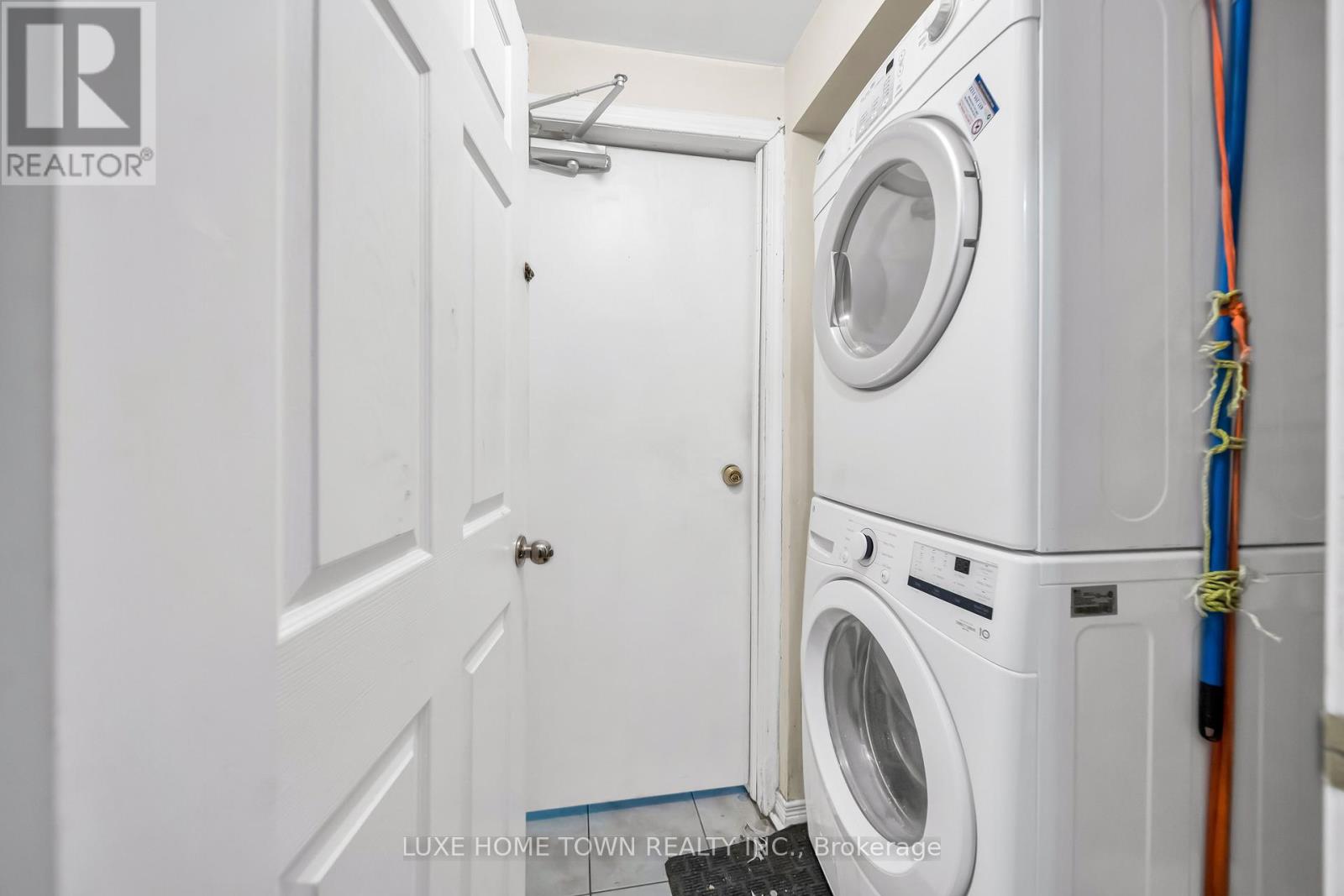 235 Van Kirk Drive, Brampton, Ontario  L7A 1M2 - Photo 38 - W12845438