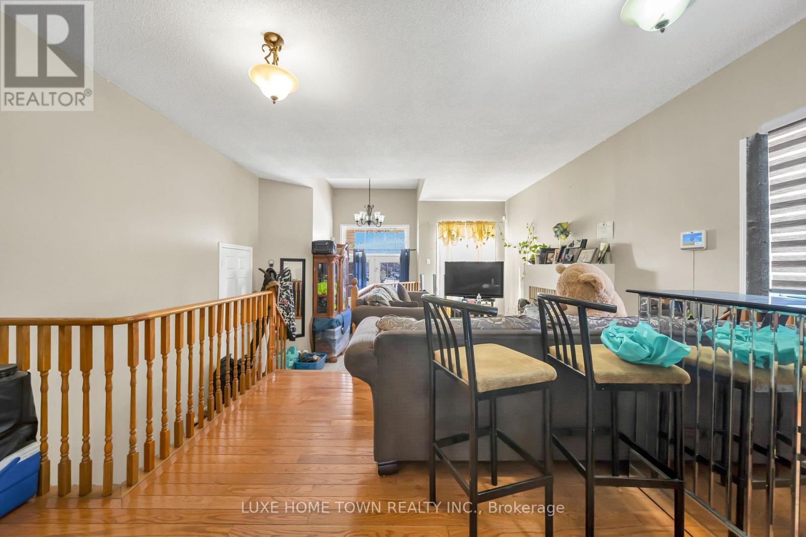 235 Van Kirk Drive, Brampton, Ontario  L7A 1M2 - Photo 9 - W12845438