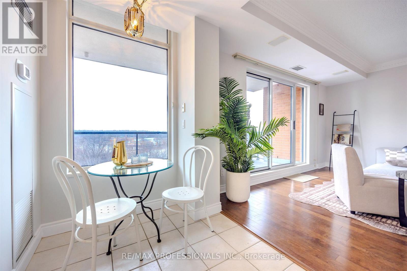 1006 - 2 Aberfoyle Crescent, Toronto, Ontario  M8X 2Z8 - Photo 17 - W12845460