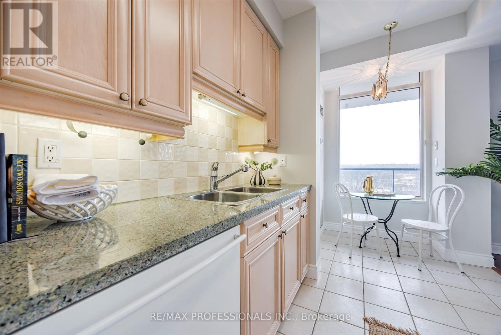 1006 - 2 Aberfoyle Crescent, Toronto, Ontario  M8X 2Z8 - Photo 22 - W12845460