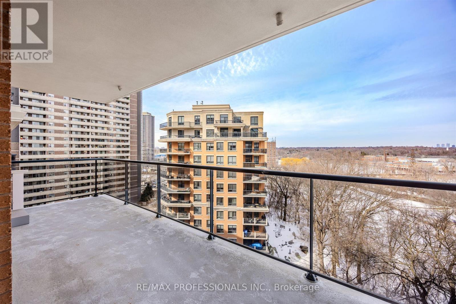 1006 - 2 Aberfoyle Crescent, Toronto, Ontario  M8X 2Z8 - Photo 37 - W12845460