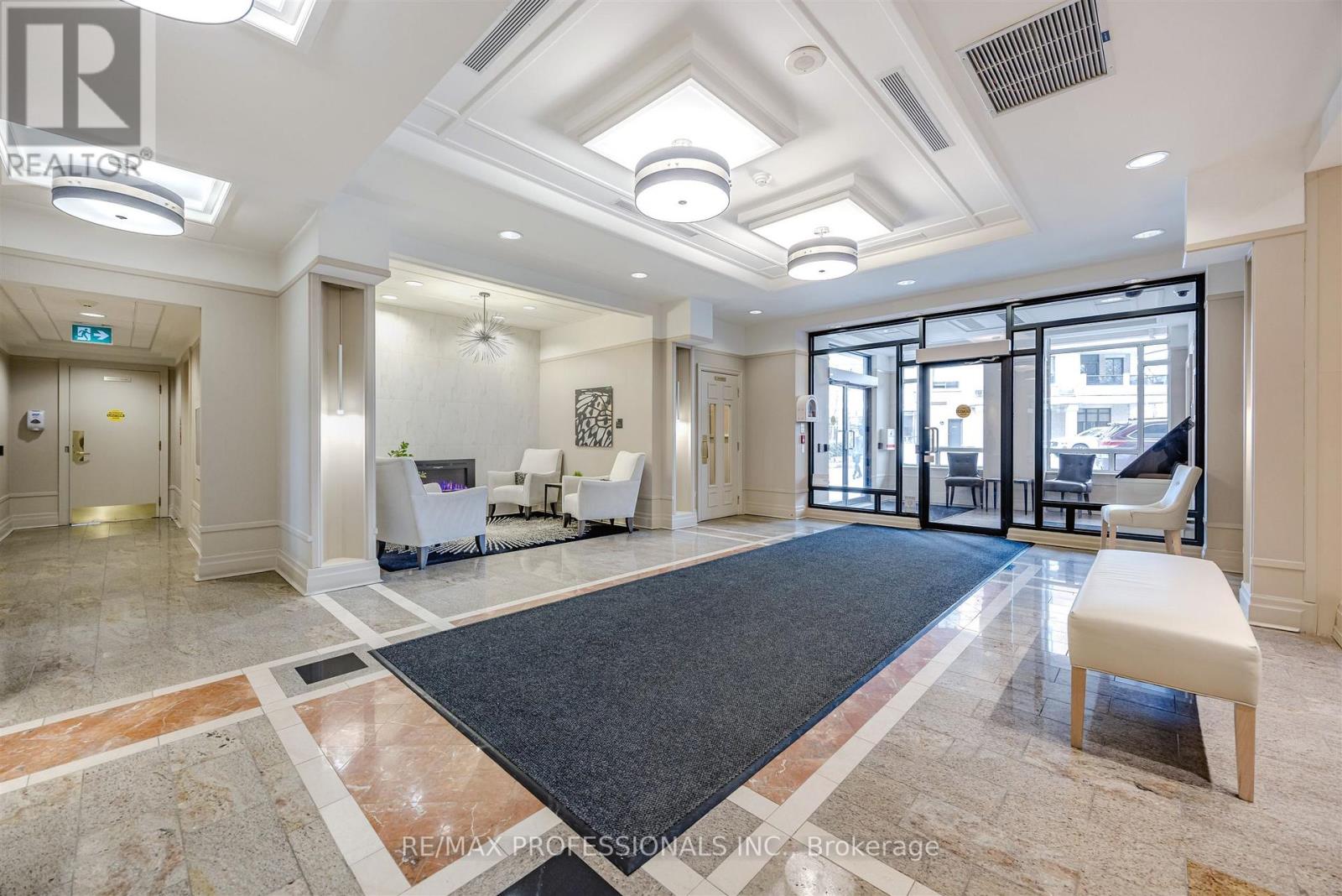 1006 - 2 Aberfoyle Crescent, Toronto, Ontario  M8X 2Z8 - Photo 4 - W12845460