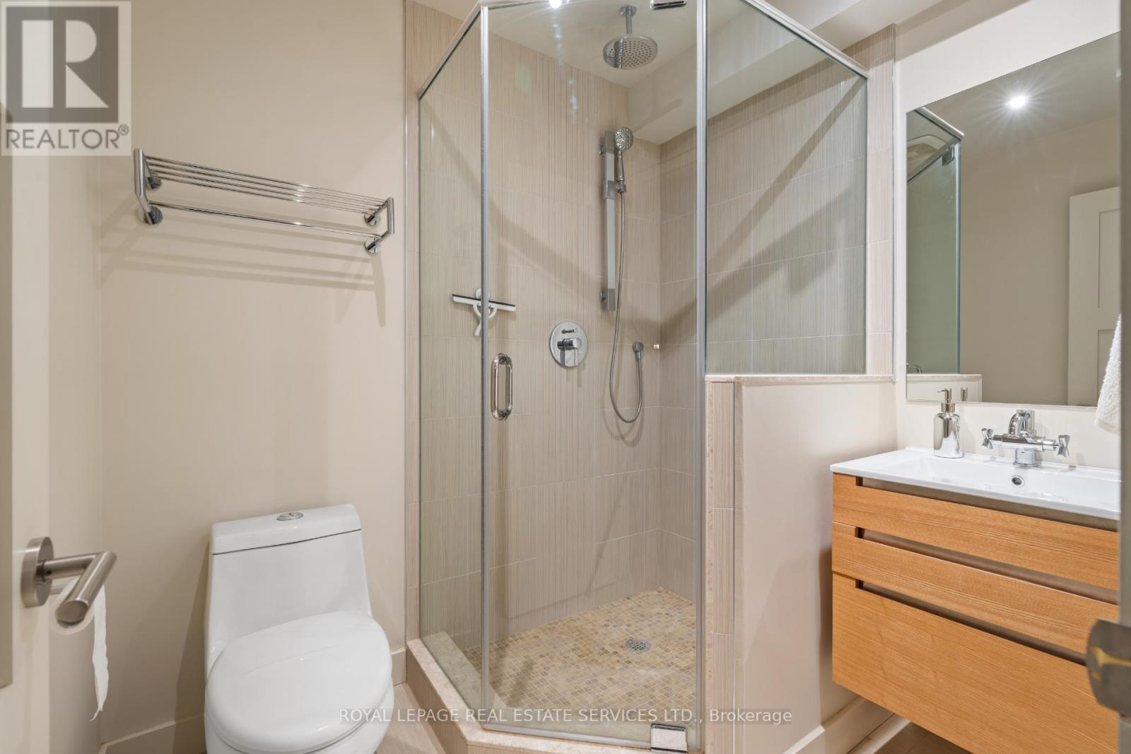 41 Highgate Road, Toronto, Ontario  M8X 2B4 - Photo 33 - W12845506